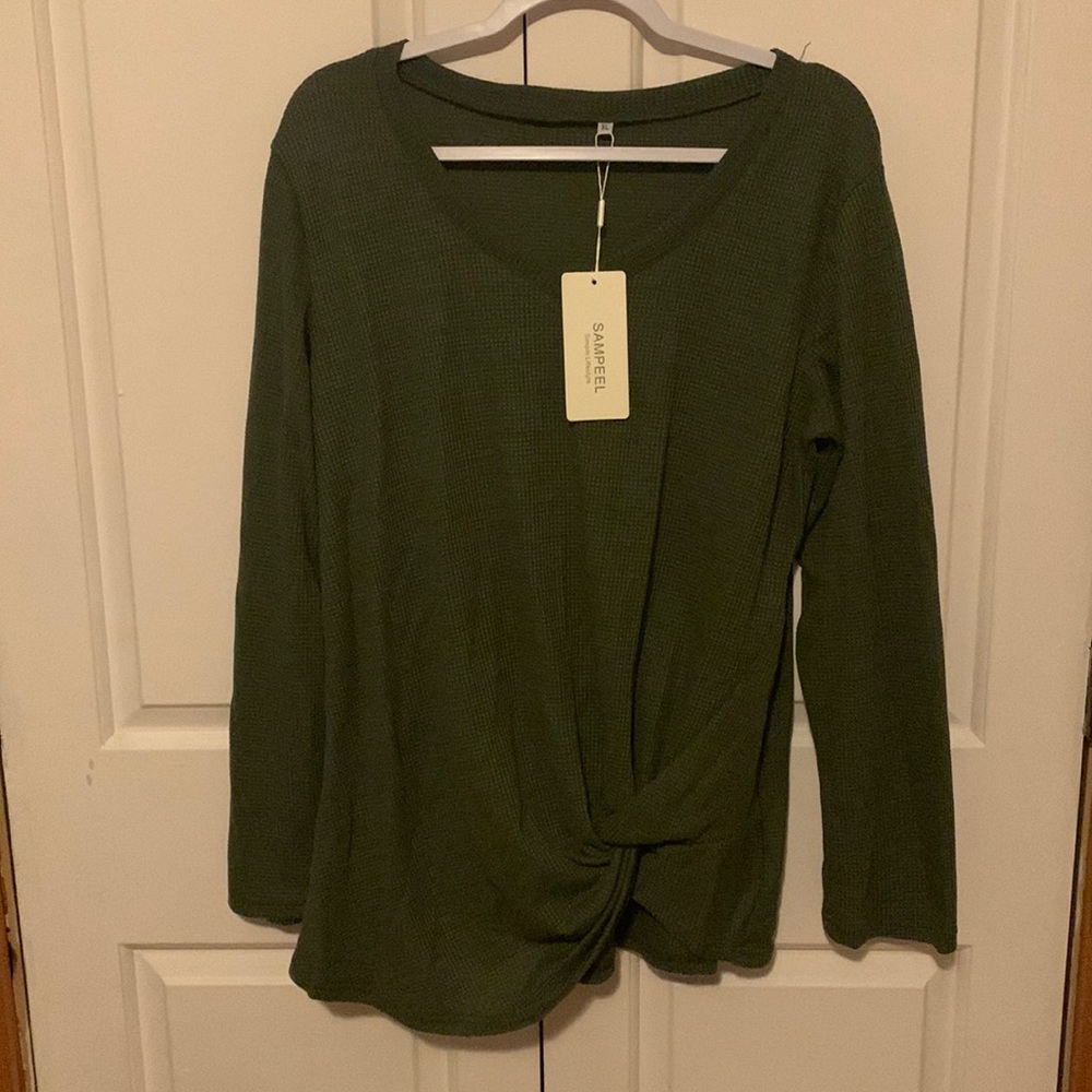 Long sleeve top with tie detail